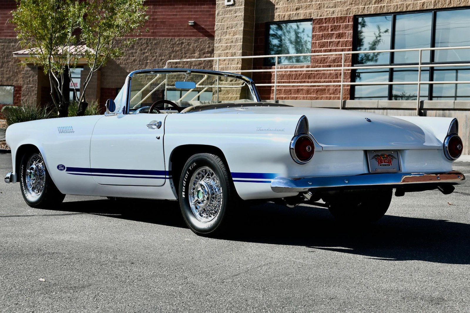 Ford-Thunderbird-1955-8