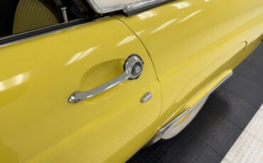 Ford-Thunderbird-1955-Goldenrod-Yellow-Black-23
