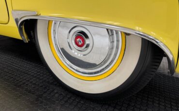 Ford-Thunderbird-1955-Goldenrod-Yellow-Black-26