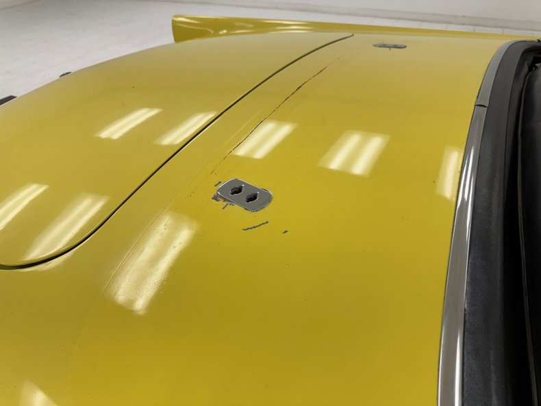 Ford-Thunderbird-1955-Goldenrod-Yellow-Black-40