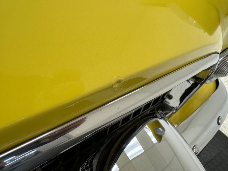 Ford-Thunderbird-1955-Goldenrod-Yellow-Black-43