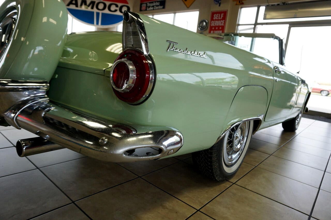 Ford-Thunderbird-1956-Classic-Car-16
