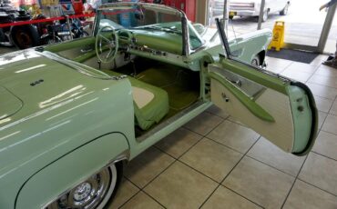 Ford-Thunderbird-1956-Classic-Car-21