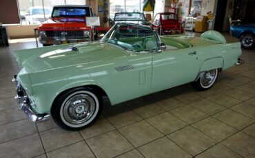 Ford-Thunderbird-1956-Classic-Car-3