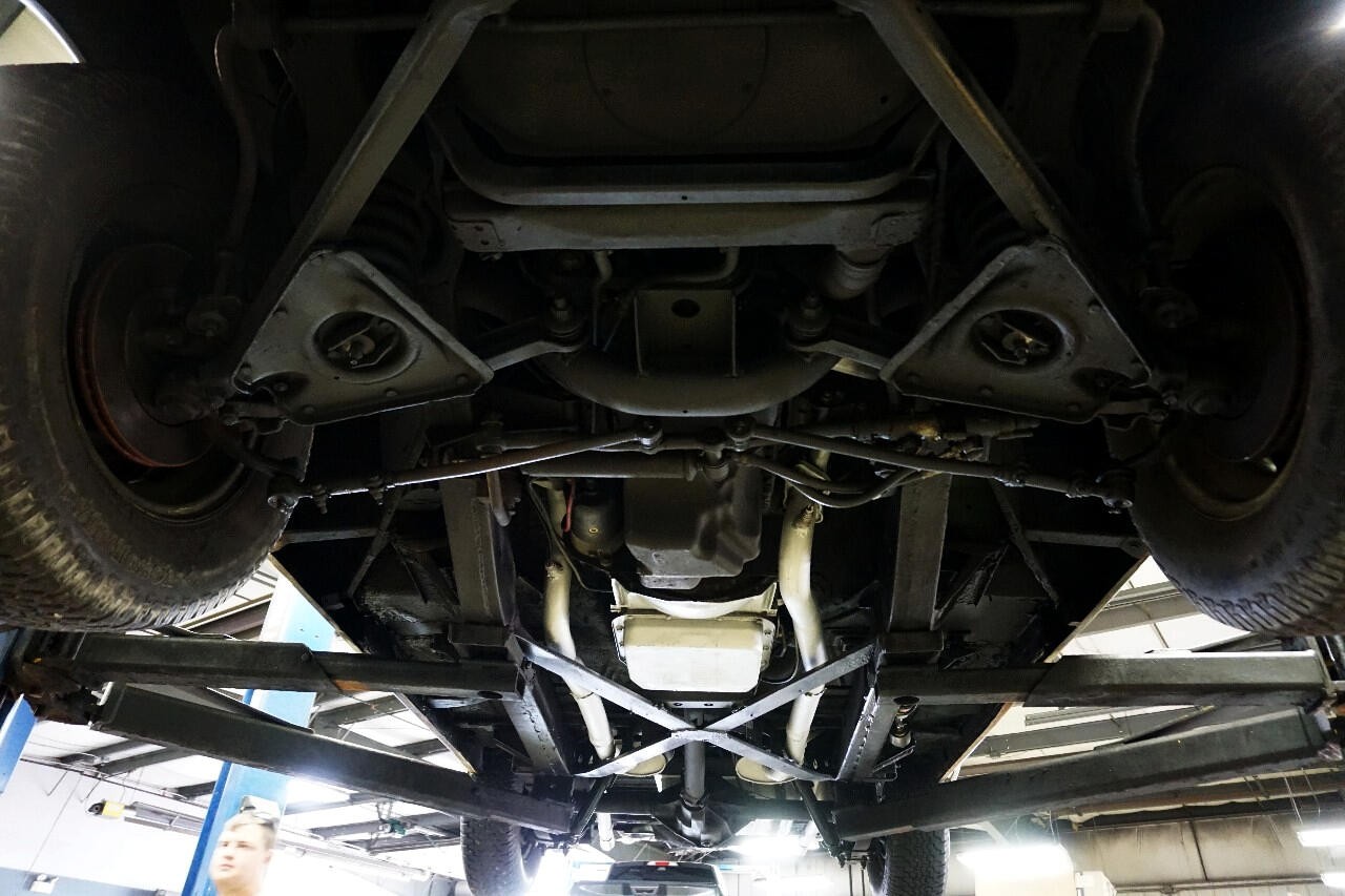 Ford-Thunderbird-1956-Classic-Car-30