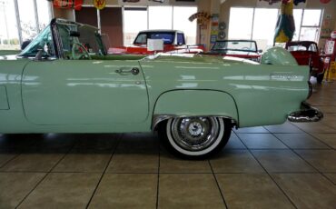 Ford-Thunderbird-1956-Classic-Car-35