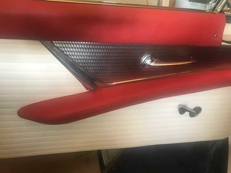 Ford-Thunderbird-1956-Convertible-2