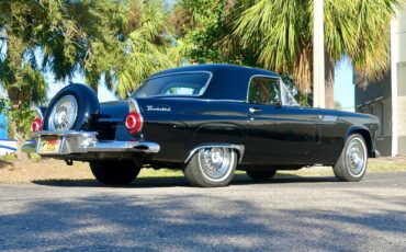 Ford-Thunderbird-1956-Convertible-23