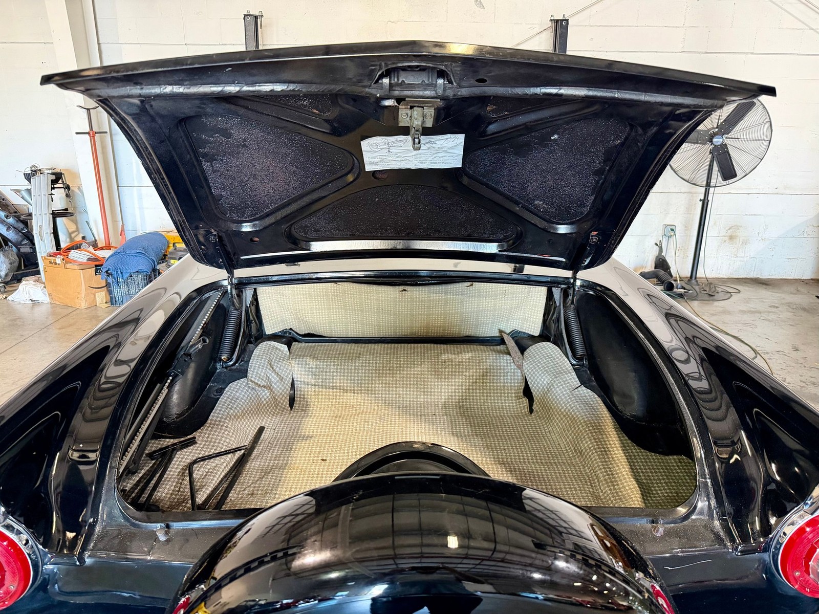 Ford-Thunderbird-1956-Convertible-6