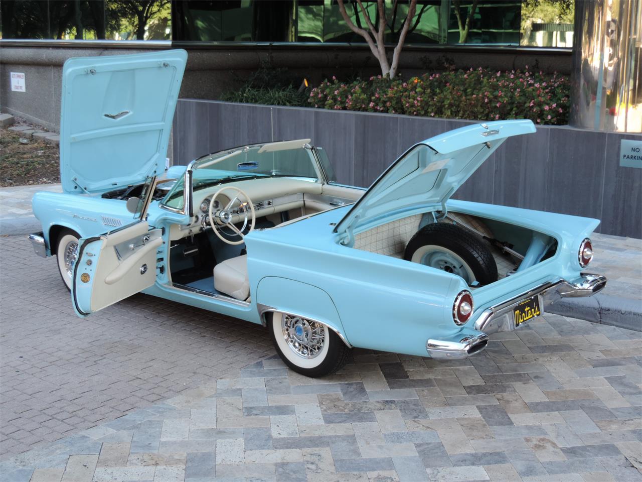 Ford-Thunderbird-1957-Azure-Blue-White-1