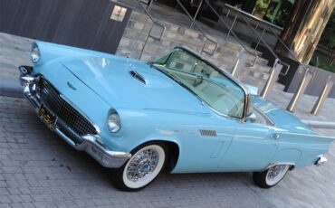 Ford-Thunderbird-1957-Azure-Blue-White