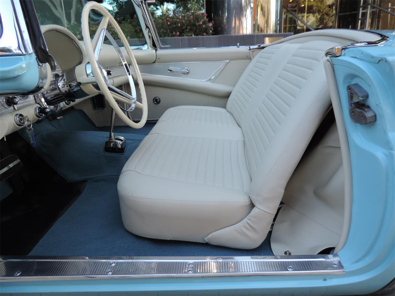 Ford-Thunderbird-1957-Azure-Blue-White-8