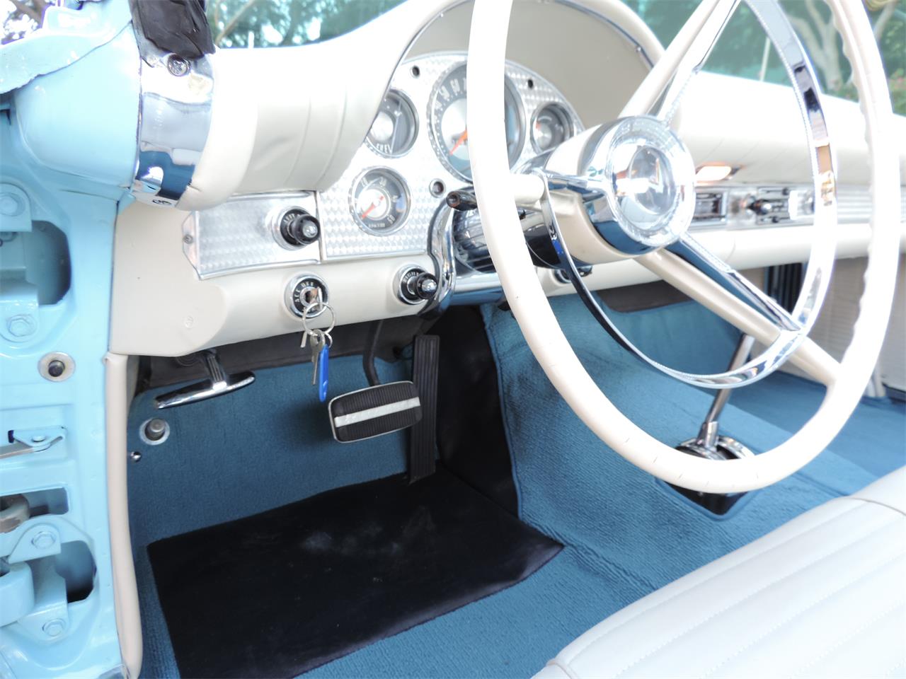 Ford-Thunderbird-1957-Azure-Blue-White-9