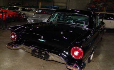 Ford-Thunderbird-1957-Convertible-10