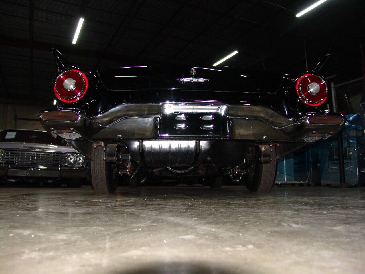 Ford-Thunderbird-1957-Convertible-13