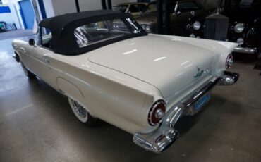Ford-Thunderbird-1957-Convertible-14