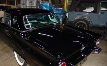 Ford-Thunderbird-1957-Convertible-16