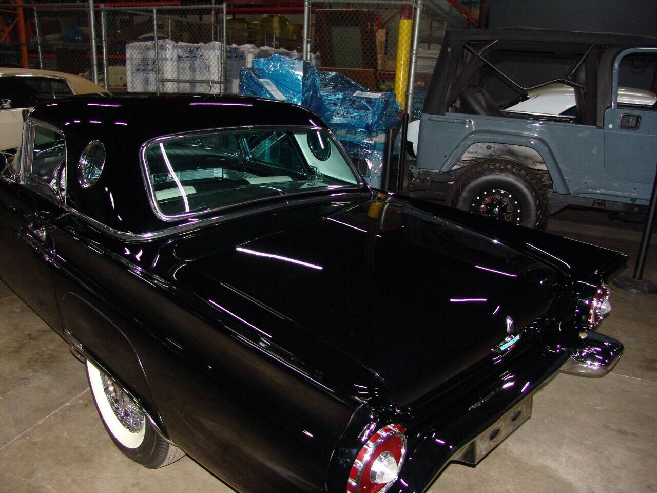 Ford-Thunderbird-1957-Convertible-16