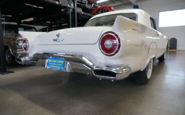 Ford-Thunderbird-1957-Convertible-17