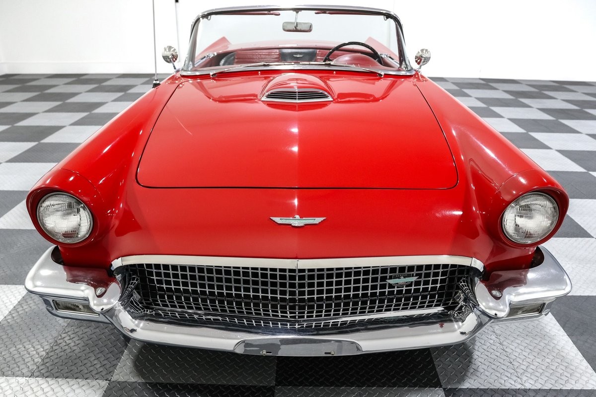 Ford-Thunderbird-1957-Convertible-2