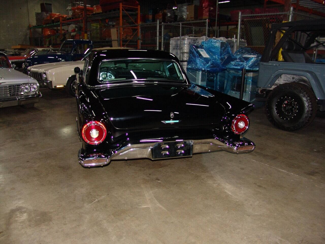 Ford-Thunderbird-1957-Convertible-20