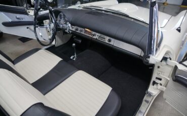 Ford-Thunderbird-1957-Convertible-26