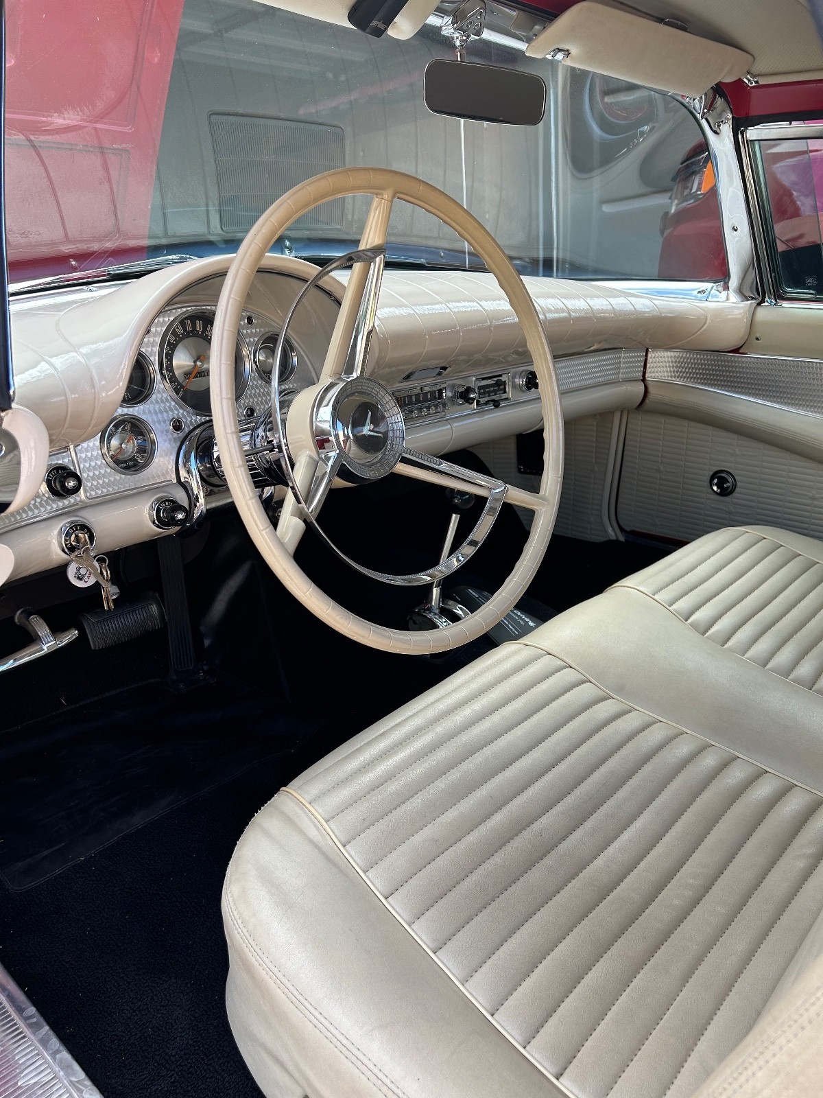 Ford-Thunderbird-1957-Convertible-3