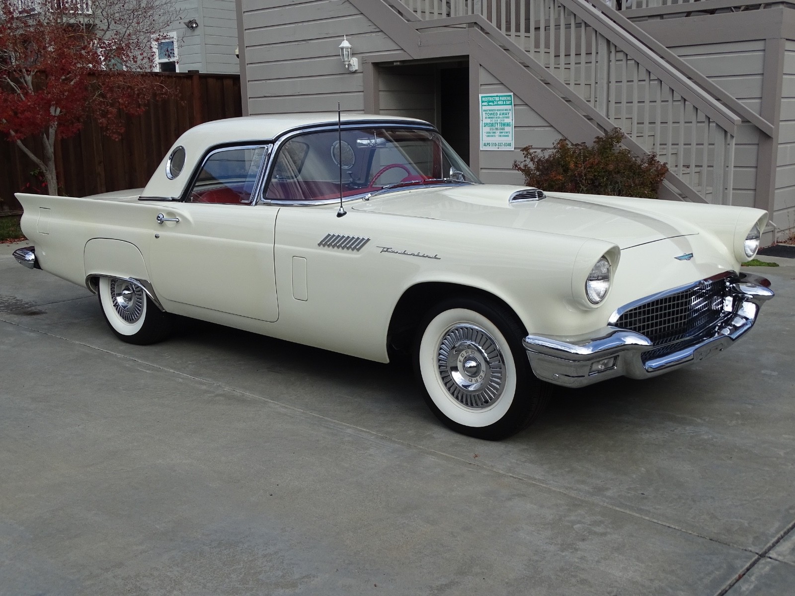 Ford Thunderbird 1957 Convertible