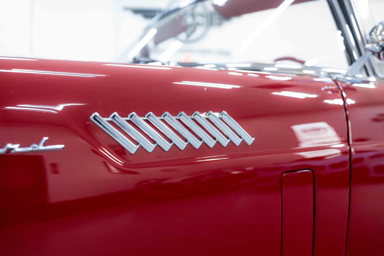 Ford-Thunderbird-1957-Convertible-37