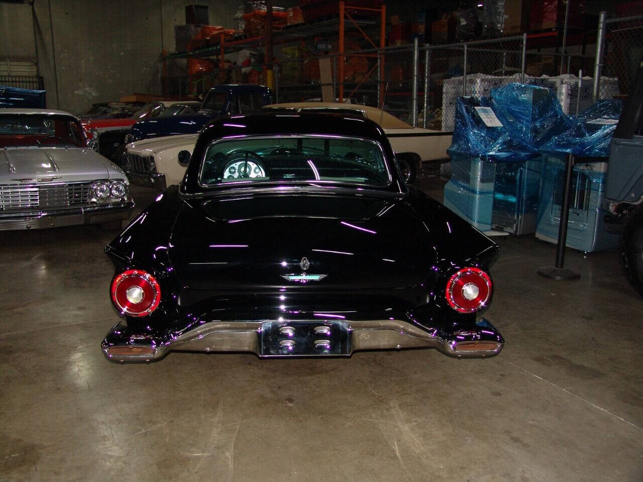 Ford-Thunderbird-1957-Convertible-9