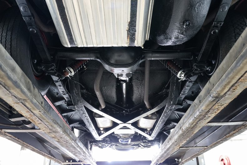 Ford-Thunderbird-1957-Flame-Red-Black-Red-34