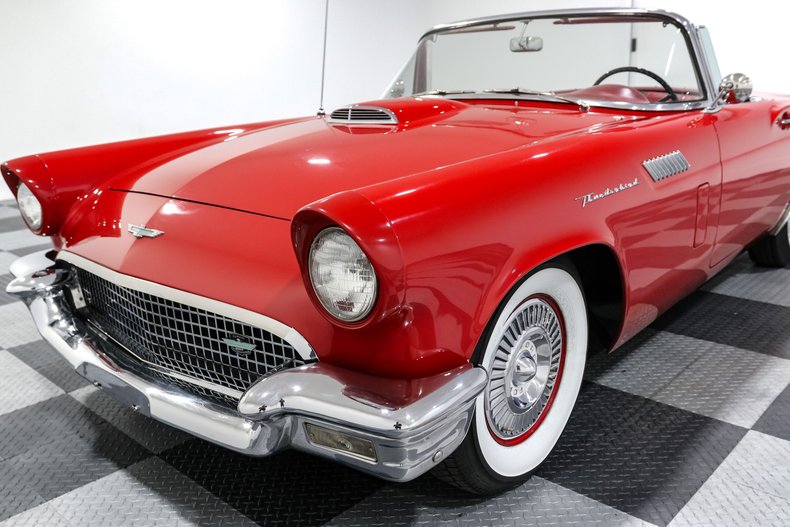 Ford-Thunderbird-1957-Flame-Red-Black-Red-4