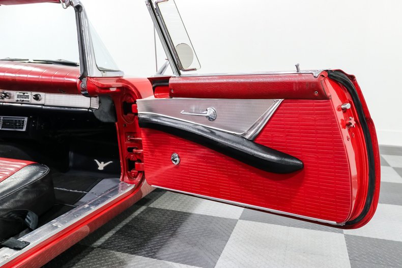 Ford-Thunderbird-1957-Flame-Red-Black-Red-6