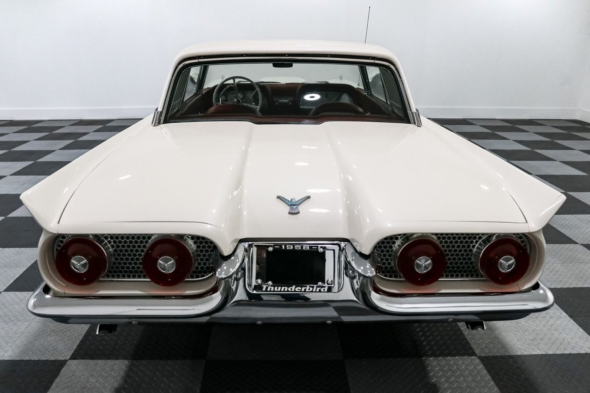 Ford-Thunderbird-1958-Coupe-5