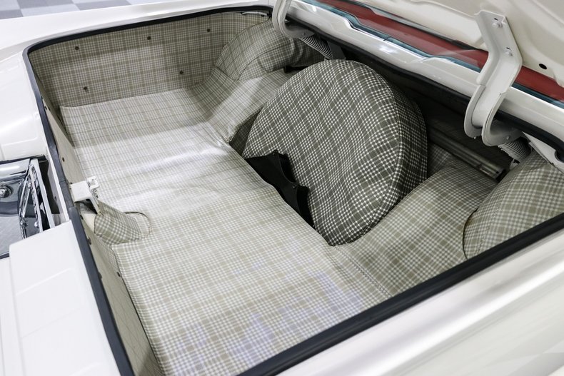 Ford-Thunderbird-1958-White-Red-13