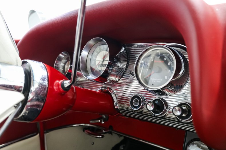 Ford-Thunderbird-1958-White-Red-25