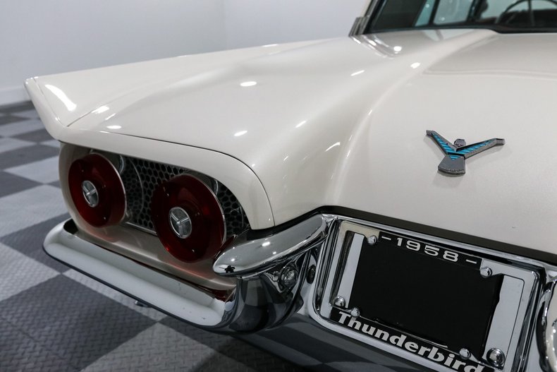 Ford-Thunderbird-1958-White-Red-26