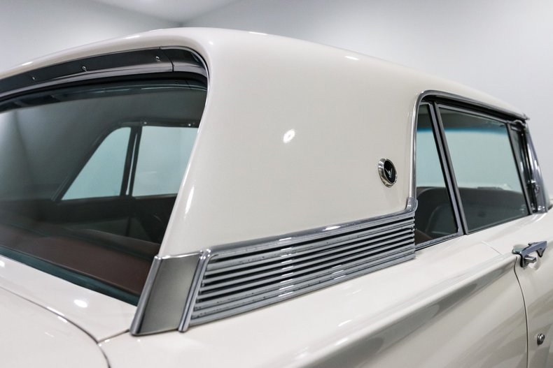 Ford-Thunderbird-1958-White-Red-37