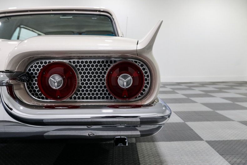 Ford-Thunderbird-1958-White-Red-7