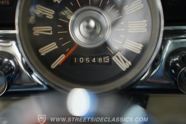 Ford-Thunderbird-1962-Corinthian-White-Black-11