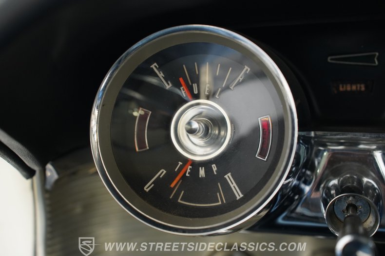 Ford-Thunderbird-1962-Corinthian-White-Black-12