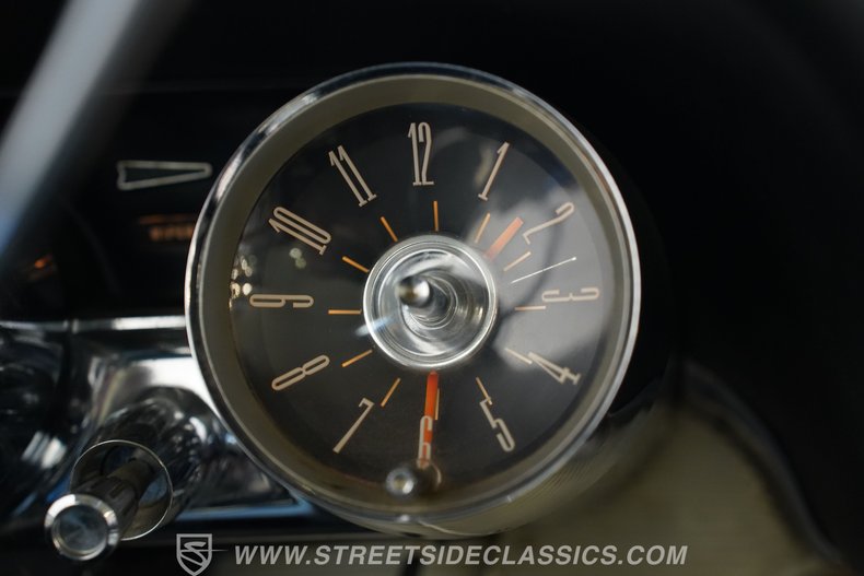 Ford-Thunderbird-1962-Corinthian-White-Black-13