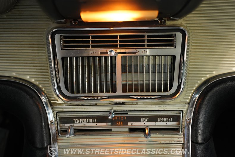 Ford-Thunderbird-1962-Corinthian-White-Black-15