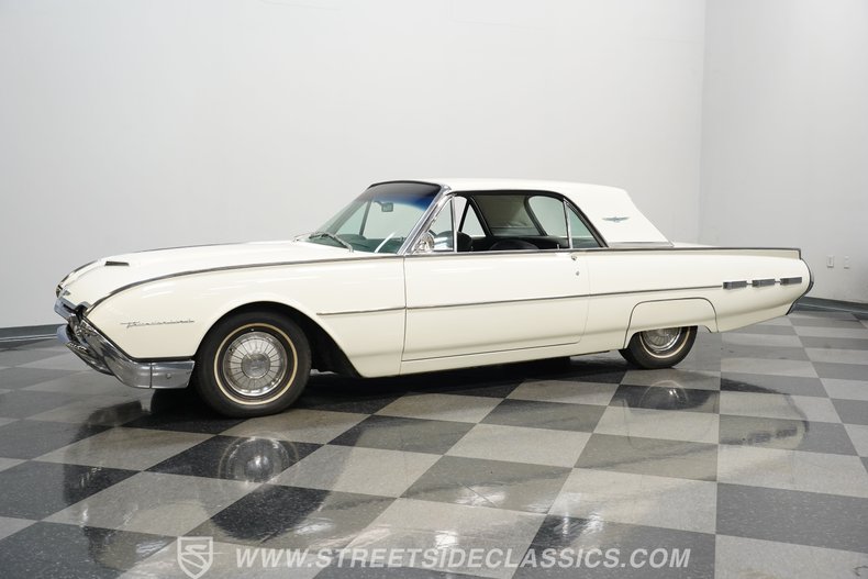 Ford-Thunderbird-1962-Corinthian-White-Black-23