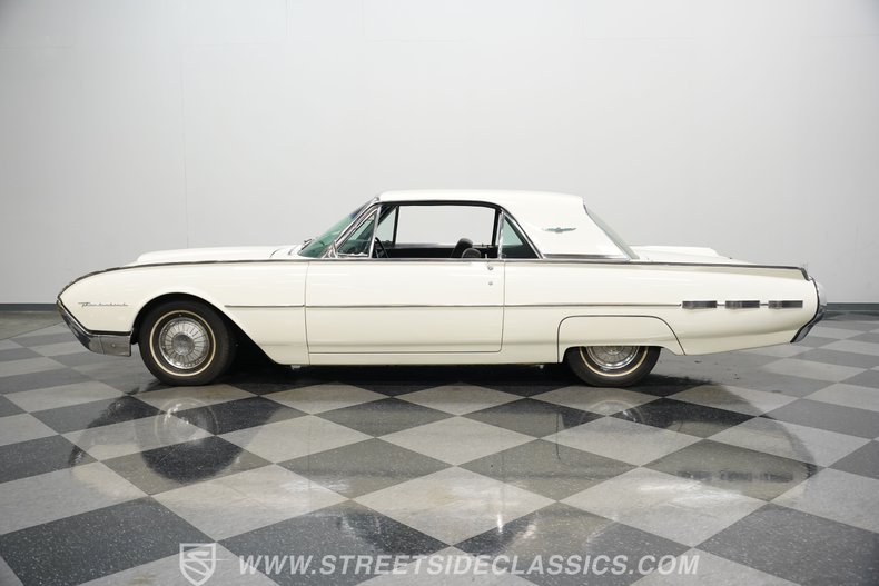 Ford-Thunderbird-1962-Corinthian-White-Black-24
