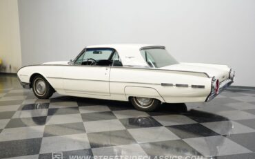Ford-Thunderbird-1962-Corinthian-White-Black-25