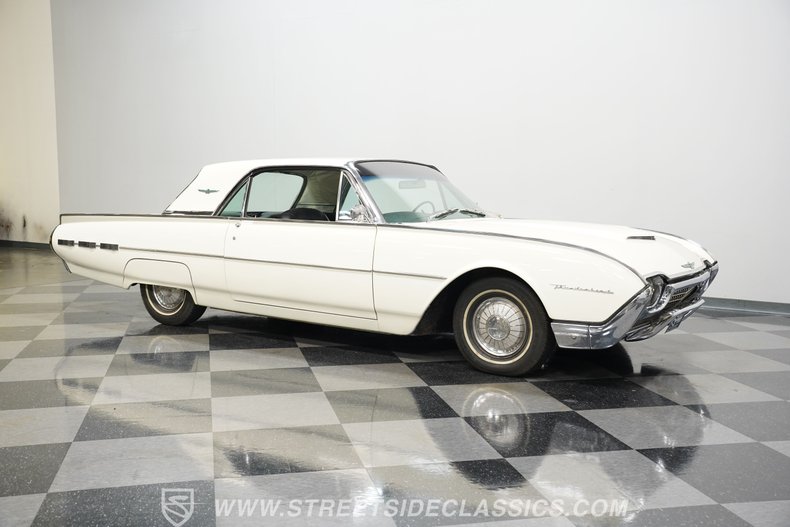 Ford-Thunderbird-1962-Corinthian-White-Black-31