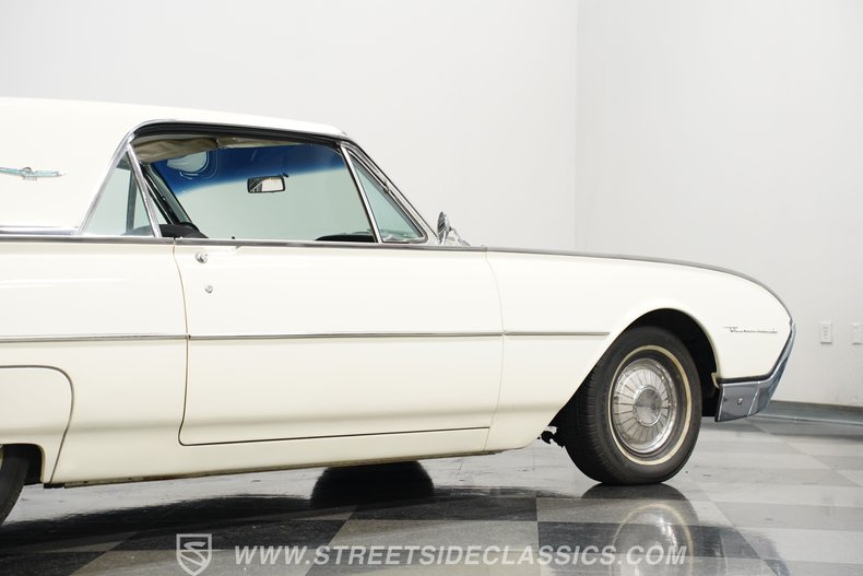 Ford-Thunderbird-1962-Corinthian-White-Black-33