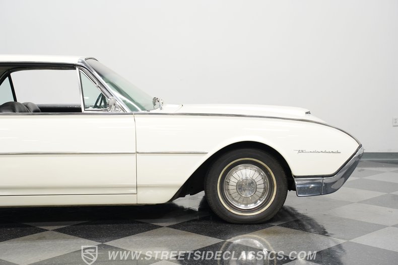Ford-Thunderbird-1962-Corinthian-White-Black-35