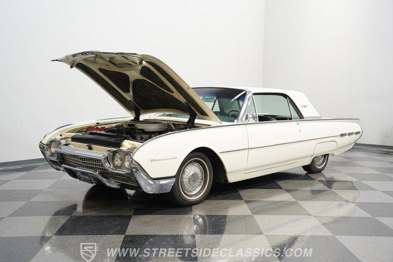 Ford-Thunderbird-1962-Corinthian-White-Black-36